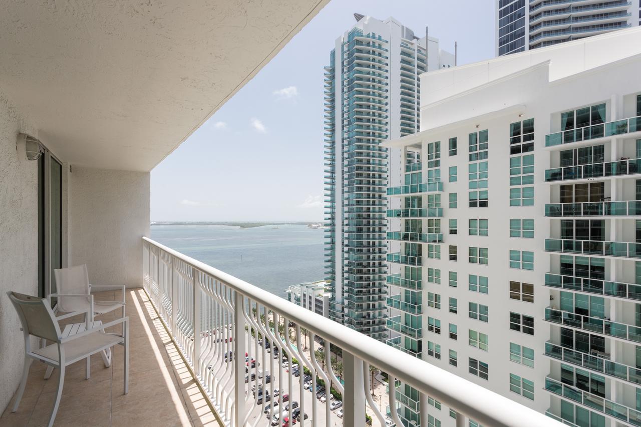 Downtown Brickell Popular 4 Bedrooms Bayview Apartment